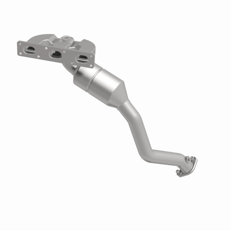 MagnaFlow Direct Fit Catalytic Converter BMW 5 01-03 front