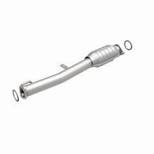 Load image into Gallery viewer, MagnaFlow Direct Fit Catalytic Converter 97-97 Toyota RAV4 2.0L 49S
