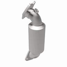 Load image into Gallery viewer, MagnaFlow Direct Fit Catalytic Converter 17-18 Chrysler Pacifica 3.6L