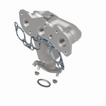 Load image into Gallery viewer, MagnaFlow Direct Fit Catalytic Converter 00-04 Sienna/Avalon 3.0L