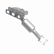 Load image into Gallery viewer, MagnaFlow DF Cat. Conv BMW 01-05 325 2.5L / 01-05 330 3.0L / 01-02 Z3 2.5L/3.0L California - Rear