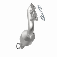 Load image into Gallery viewer, MagnaFlow Direct Fit Catalytic Converter 04-06 Toyota Sienna 3.3L