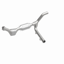 Load image into Gallery viewer, MagnaFlow Direct Fit Catalytic Converter 97-98 Ford F-150 Pickup 4.2L P/S 4WD