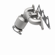 Load image into Gallery viewer, MagnaFlow Direct Fit Catalytic Converter 95-00 Sebring 2.5L Rear Manifold