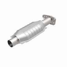 Load image into Gallery viewer, MagnaFlow Direct Fit Catalytic Converter Gm