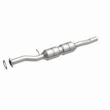 Load image into Gallery viewer, MagnaFlow Direct Fit Catalytic Converter Ford Excursion 00-02 5.4L