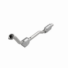 Load image into Gallery viewer, MagnaFlow Direct Fit Catalytic Converter 99-01 Ford Explorer 5.0L