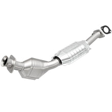 Load image into Gallery viewer, MagnaFlow Direct Fit Catalytic Converter 95-02 Ford Crown Vic 4.6L