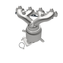 Load image into Gallery viewer, MagnaFlow Direct Fit Catalytic Converter Honda 1996-2000 Civic / 1996-1997 Civic Del Sol 1.6L