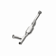 Load image into Gallery viewer, MagnaFlow Direct Fit Catalytic Converter 99-00 Ford Trucks 5.4L