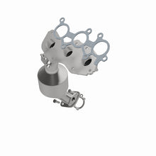 Load image into Gallery viewer, MagnaFlow Direct Fit Catalytic Converter 10-14 RX450H 3.5L Right