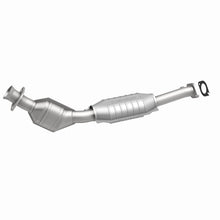 Load image into Gallery viewer, MagnaFlow Direct Fit Catalytic Converter 95-02 Ford Crown Vic 4.6L