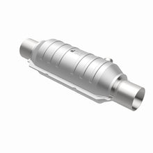 Load image into Gallery viewer, MagnaFlow Universal Catalytic Converter 2.50 OEM Angled O2