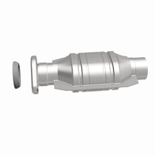 Load image into Gallery viewer, MagnaFlow Direct Fit Catalytic Converter 01-03 Highlander underbody