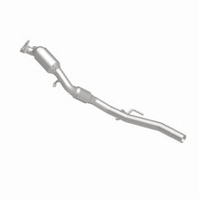 Load image into Gallery viewer, MagnaFlow Direct Fit Catalytic Converter 11-15 Volkswagen Touareg V6 3.6 OEM Underbody