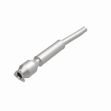 Load image into Gallery viewer, MagnaFlow Direct Fit Catalytic Converter 04/06 VW Phaeton 4.2L Rear Passenger Side