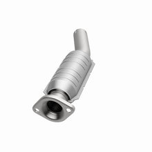 Load image into Gallery viewer, MagnaFlow Direct Fit Catalytic Converter 06-10 Toyota Rav4 3.5L