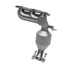 Load image into Gallery viewer, MagnaFlow Direct Fit Catalytic Converter 07-09 Toyota Sienna 3.5L