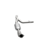 Load image into Gallery viewer, MagnaFlow Direct Fit Catalytic Converter 99-00 Ford Trucks 5.4L