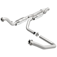 Load image into Gallery viewer, MagnaFlow Direct Fit Catalytic Converter 04-07 Dodge Ram 5.7L