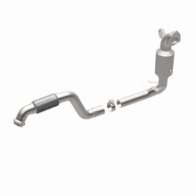 Load image into Gallery viewer, MagnaFlow Direct Fit Catalytic Converter 2014-2017 CLA250 L4 2 OEM Underbody