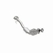 Load image into Gallery viewer, MagnaFlow Direct Fit Catalytic Converter 08 Trailb/Envoy 4.2L