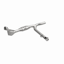 Load image into Gallery viewer, MagnaFlow Direct Fit Catalytic Converter 99 F150/250 4.6L P/S