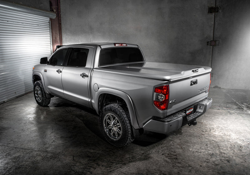 UnderCover 16-20 Toyota Tacoma 6ft Elite LX Bed Cover - Silver Sky (Req Factory Deck Rails)