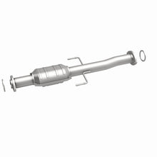 Load image into Gallery viewer, MagnaFlow Direct Fit Catalytic Converter 01-04 Toyota Tacoma 2.4L Rear