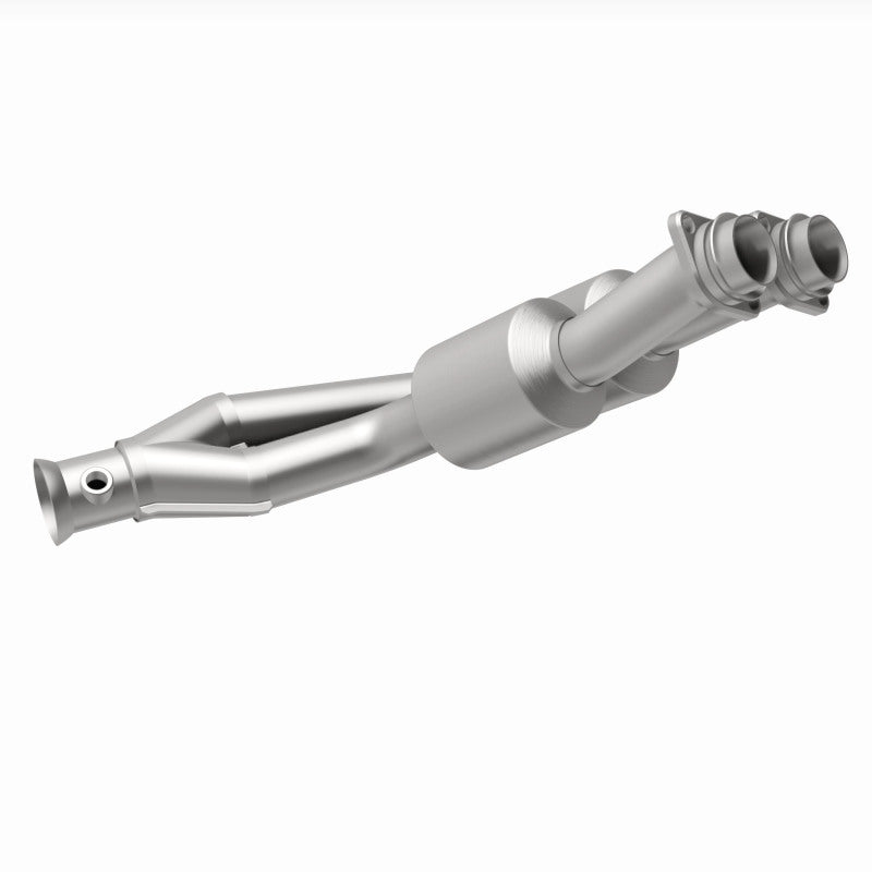 MagnaFlow Direct Fit Catalytic Converter 1995-1997 Jaguar Vanden Plas/ XJ6 4.0