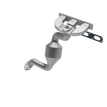 Load image into Gallery viewer, MagnaFlow DF Catalytic Conv BMW 99-00 323 2.5L / 99-00 328 2.8L / 99-00 Z3 2.5L/2.8L California