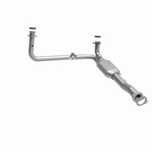 Load image into Gallery viewer, MagnaFlow Direct Fit Catalytic Converter GM 1500/2500/3500 Truck 96-