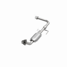 Load image into Gallery viewer, MagnaFlow Direct Fit Catalytic Converter 00-8/04 Toyota Tundra 4.7L D/S Front
