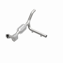 Load image into Gallery viewer, MagnaFlow Direct Fit Catalytic Converter 97-98 Ford F-150 Pickup 4.2L P/S 4WD