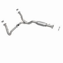 Load image into Gallery viewer, MagnaFlow Direct Fit Catalytic Converter 2000 S10 4.3L 4WD