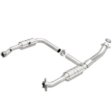 Load image into Gallery viewer, MagnaFlow DF Conv Ford/Mercury 06-10 Explorer/Mountaineer/ 07-10 Explorer SportTrac 4.0L Y-Pipe Assy