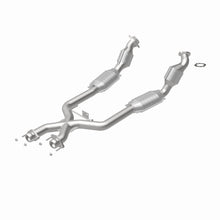 Load image into Gallery viewer, MagnaFlow Direct Fit Catalytic Converter 96-98 4.6L *California*