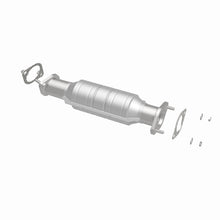 Load image into Gallery viewer, MagnaFlow Direct Fit Catalytic Converter 10-12 Forte 2.0L Fed Rear