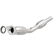 Load image into Gallery viewer, MagnaFlow Direct Fit Catalytic Converter 03-04 Vibe/Matrix/Corol OEM
