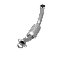 Load image into Gallery viewer, MagnaFlow Direct Fit Catalytic Converter 2004 Liberty P/S frt