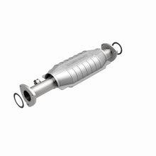 Load image into Gallery viewer, MagnaFlow Direct Fit Catalytic Converter Cavalier-Sunfire 96-97 2.2L