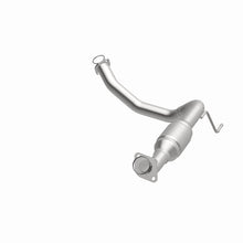 Load image into Gallery viewer, MagnaFlow Direct Fit Catalytic Converter 05-07 4-Run/FJ D/S rr OEM