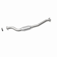 Load image into Gallery viewer, MagnaFlow Direct Fit Catalytic Converter 09-10 Hummer H3T 3.7L
