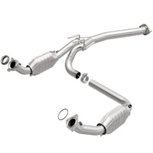 Load image into Gallery viewer, MagnaFlow Direct Fit Catalytic Converter 03- Chevy Express 4.3L/5.4L
