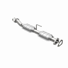 Load image into Gallery viewer, MagnaFlow DF Cat. Conv 98-00 Ford Ranger 4.0L/3.0L Rear / 98-00 Mazda B300 3.0L / B4000 4.0L Rear