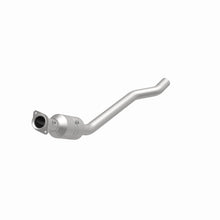 Load image into Gallery viewer, MagnaFlow Direct Fit Catalytic Converter 2011 Grand Cherokee 5.7L DS
