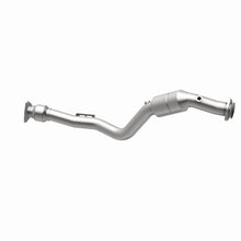 Load image into Gallery viewer, MagnaFlow Direct Fit Catalytic Converter 04/06 VW Phaeton 4.2L Front Passenger Side