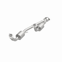 Load image into Gallery viewer, MagnaFlow Direct Fit Catalytic Converter California Grade 1995 Ford Windstar