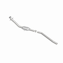 Load image into Gallery viewer, MagnaFlow DF Cat. Conv California Grade 92-93 Chrysler Town &amp; Country 3.3L/94-95 Town &amp; Country 3.8L