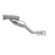 Load image into Gallery viewer, MagnaFlow Direct Fit Catalytic Converter BMW 3 06-09 Front OEM